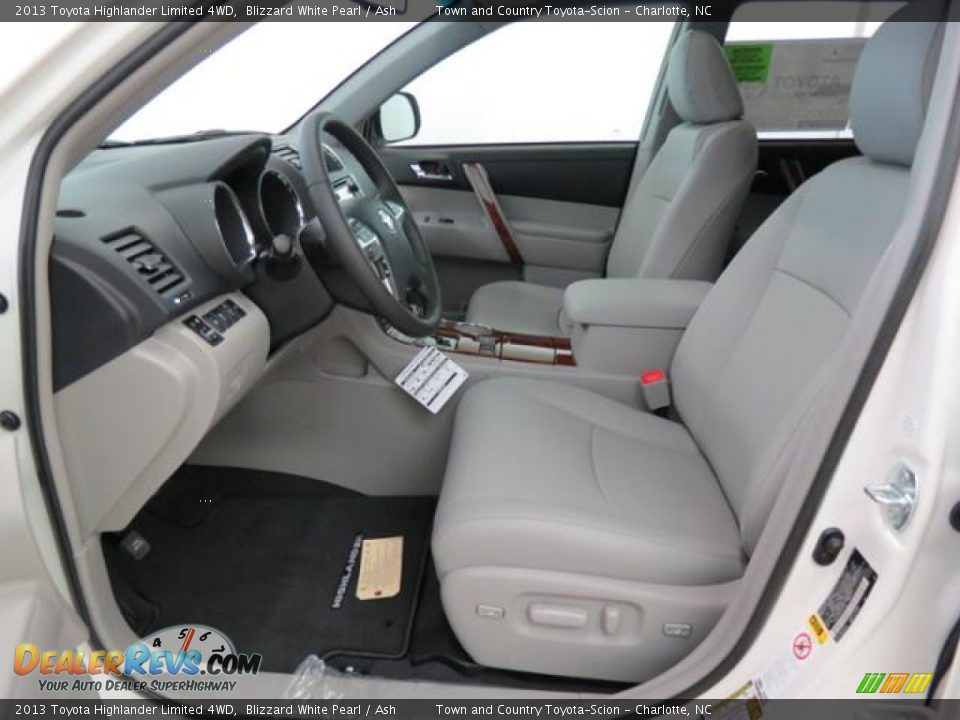 2013 Toyota Highlander Limited 4WD Blizzard White Pearl / Ash Photo #8