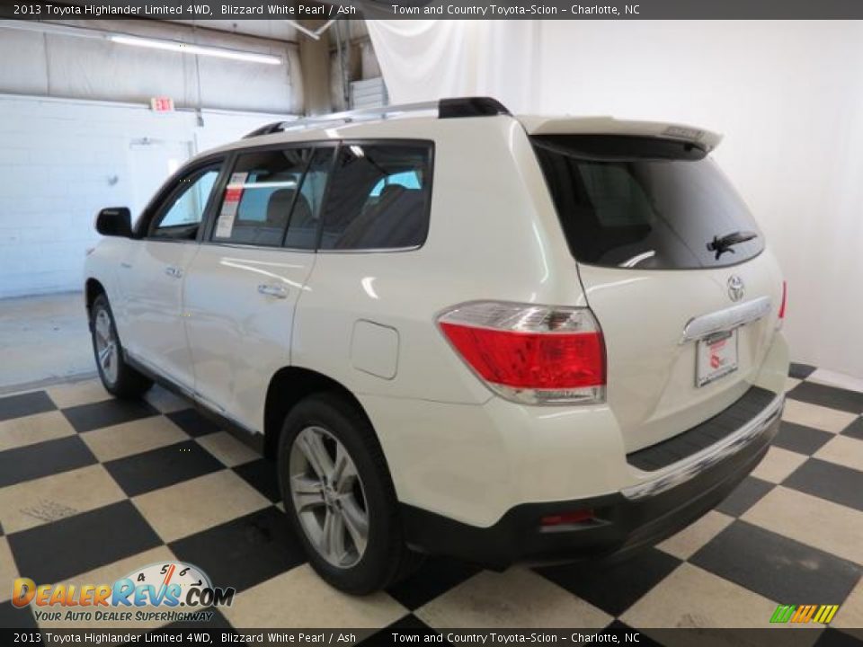 2013 Toyota Highlander Limited 4WD Blizzard White Pearl / Ash Photo #22