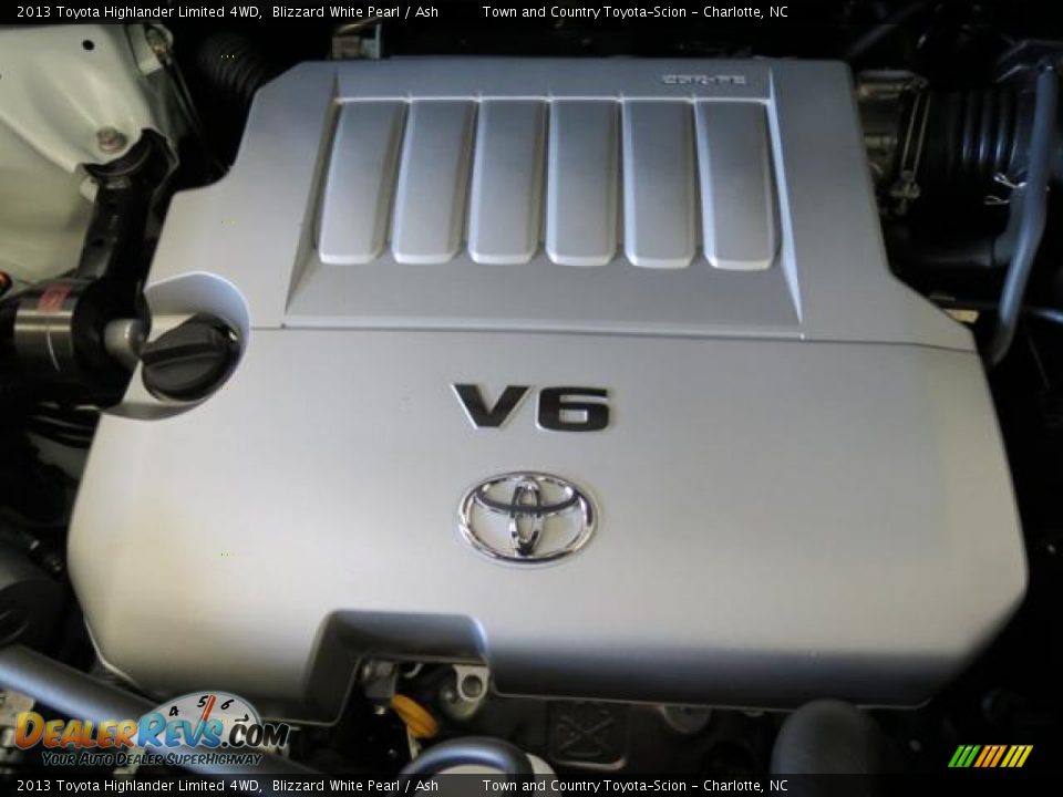 2013 Toyota Highlander Limited 4WD Blizzard White Pearl / Ash Photo #23