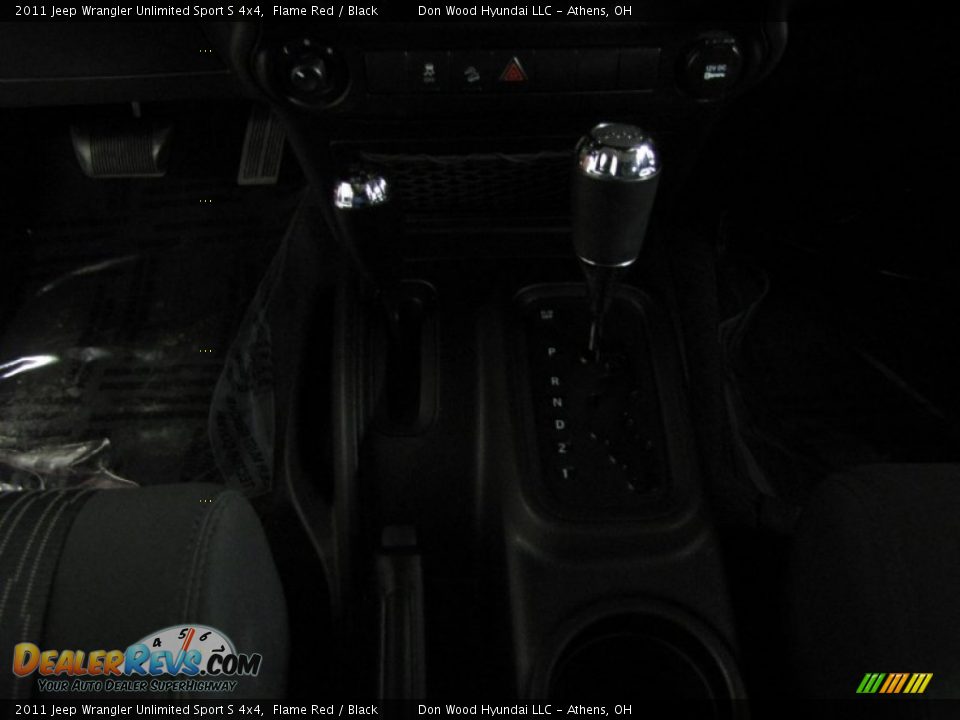 2011 Jeep Wrangler Unlimited Sport S 4x4 Flame Red / Black Photo #21