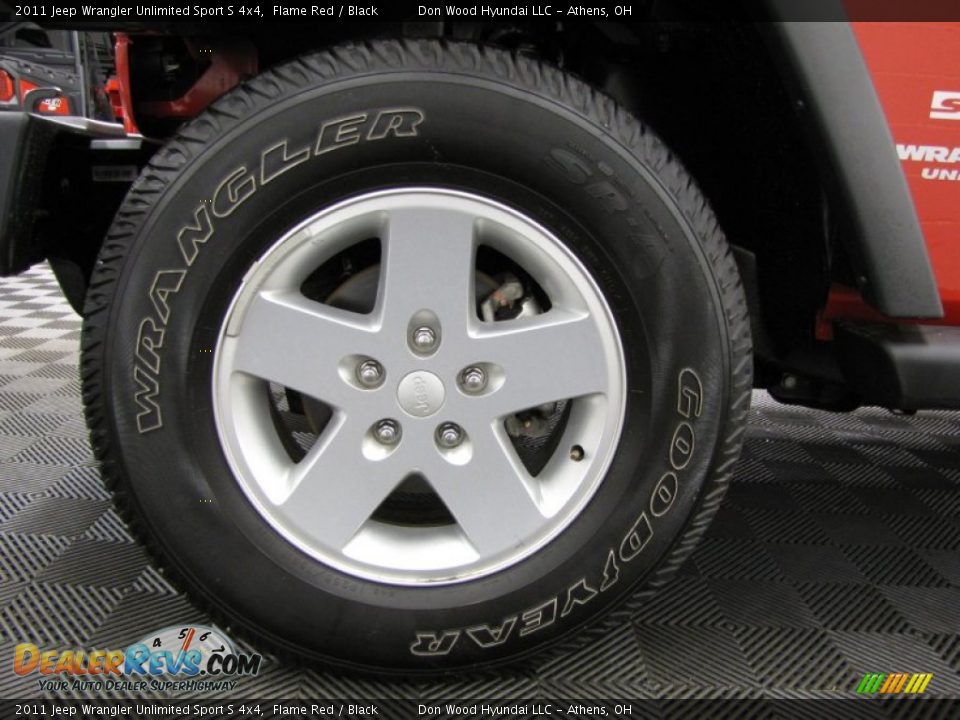 2011 Jeep Wrangler Unlimited Sport S 4x4 Flame Red / Black Photo #23