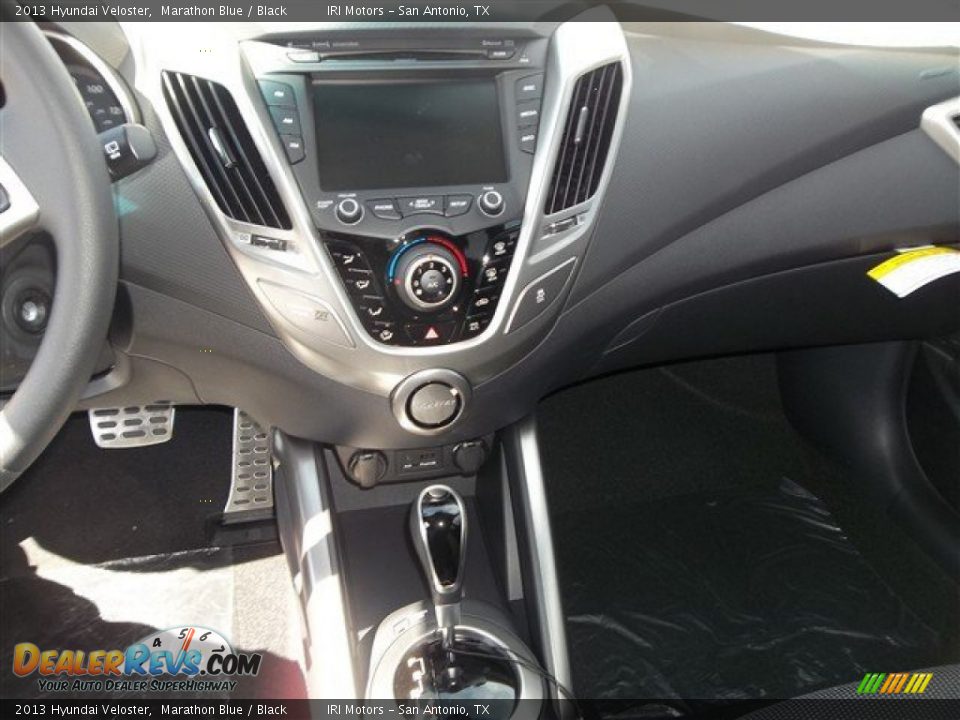 2013 Hyundai Veloster Marathon Blue / Black Photo #11