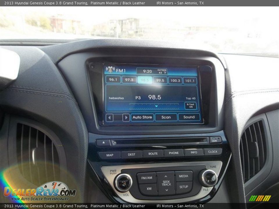 Controls of 2013 Hyundai Genesis Coupe 3.8 Grand Touring Photo #20
