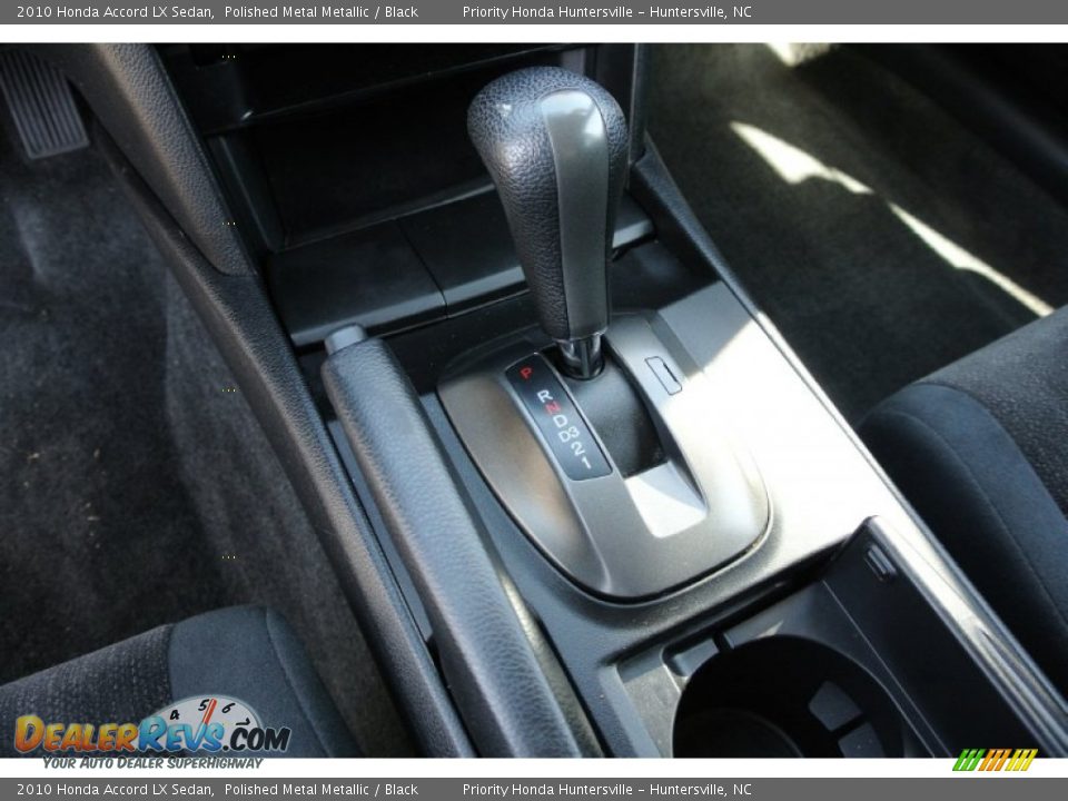 2010 Honda Accord LX Sedan Polished Metal Metallic / Black Photo #13