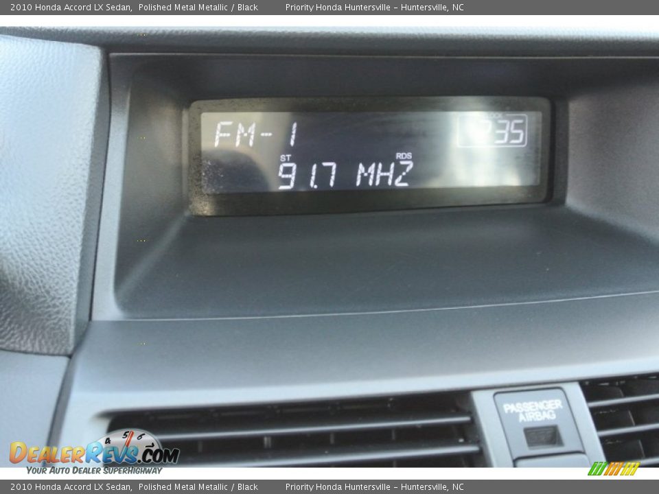 2010 Honda Accord LX Sedan Polished Metal Metallic / Black Photo #15