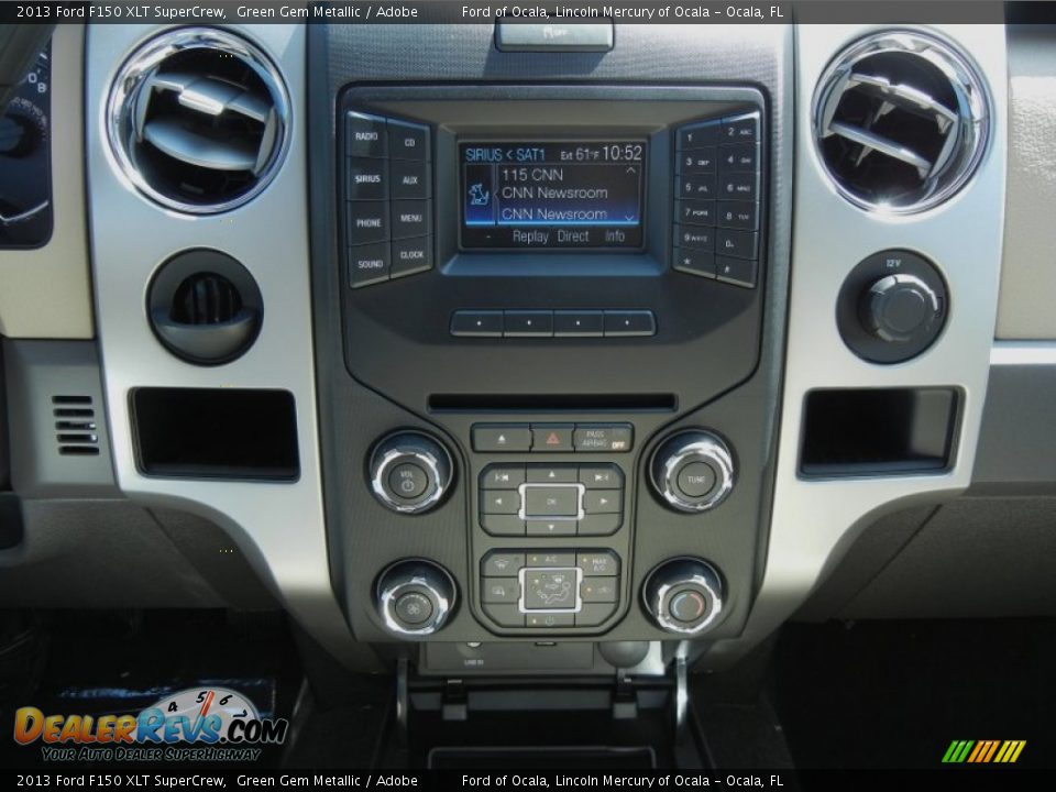 2013 Ford F150 XLT SuperCrew Green Gem Metallic / Adobe Photo #10