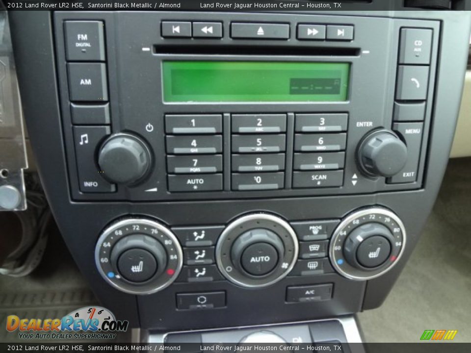 Controls of 2012 Land Rover LR2 HSE Photo #19