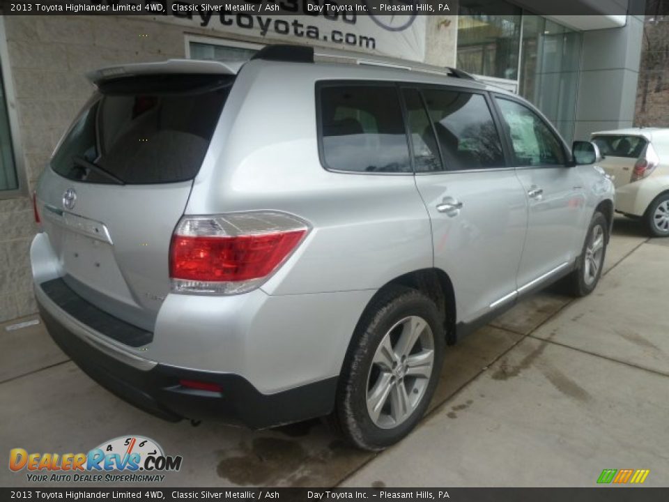 2013 Toyota Highlander Limited 4WD Classic Silver Metallic / Ash Photo #2
