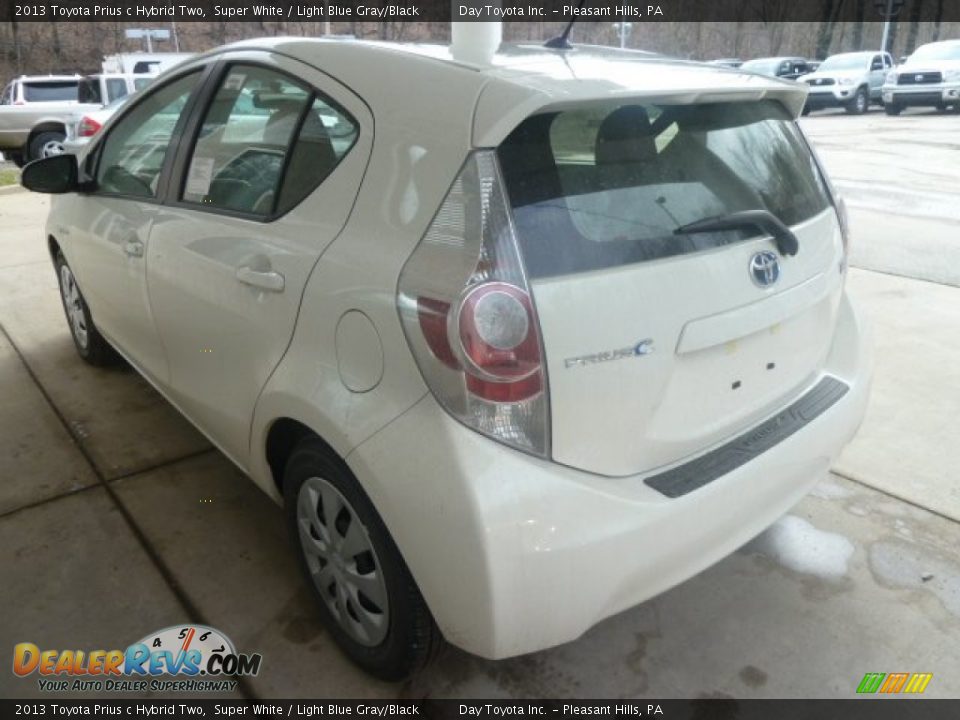2013 Toyota Prius c Hybrid Two Super White / Light Blue Gray/Black Photo #4