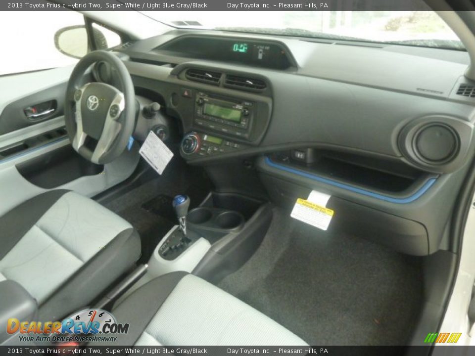 2013 Toyota Prius c Hybrid Two Super White / Light Blue Gray/Black Photo #10