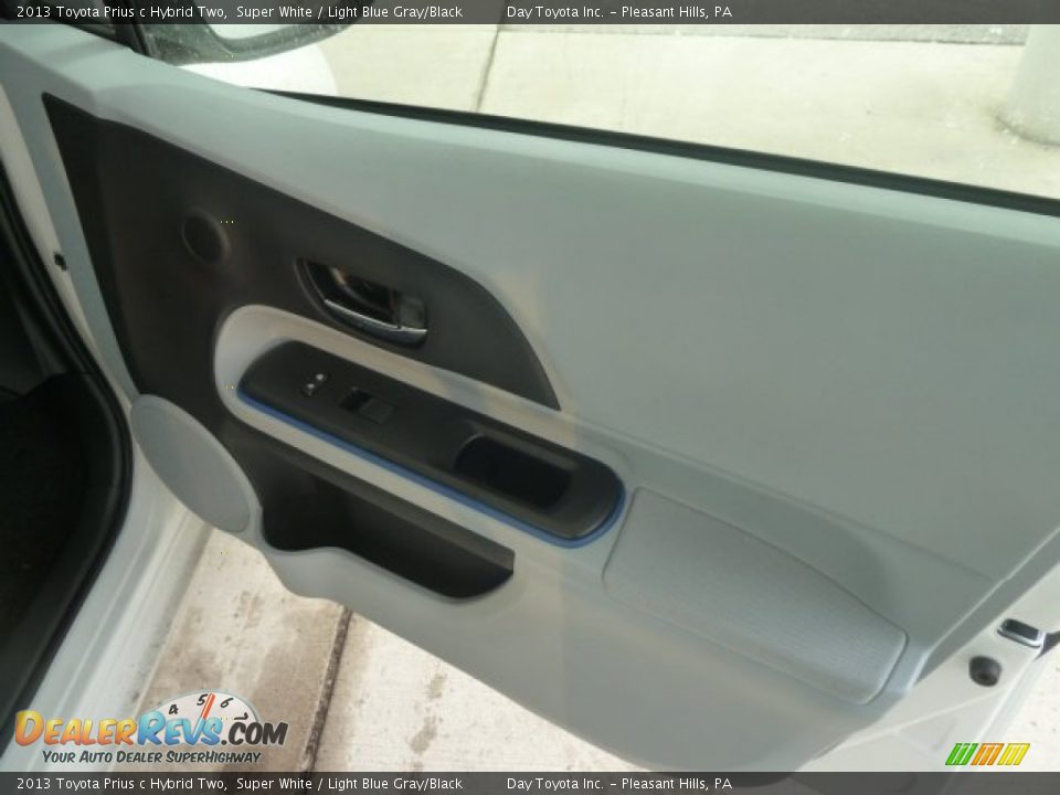 2013 Toyota Prius c Hybrid Two Super White / Light Blue Gray/Black Photo #11