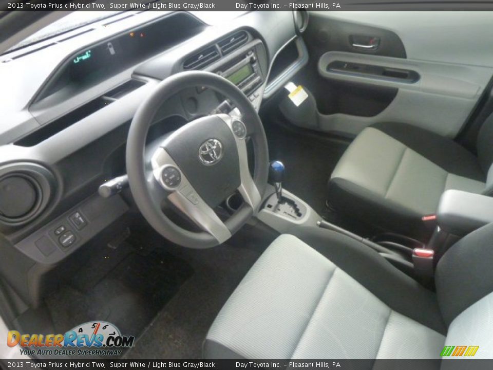 2013 Toyota Prius c Hybrid Two Super White / Light Blue Gray/Black Photo #17