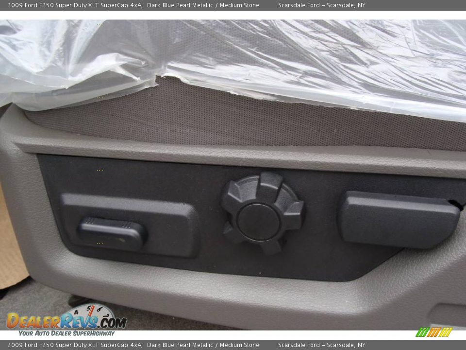 2009 Ford F250 Super Duty XLT SuperCab 4x4 Dark Blue Pearl Metallic / Medium Stone Photo #14