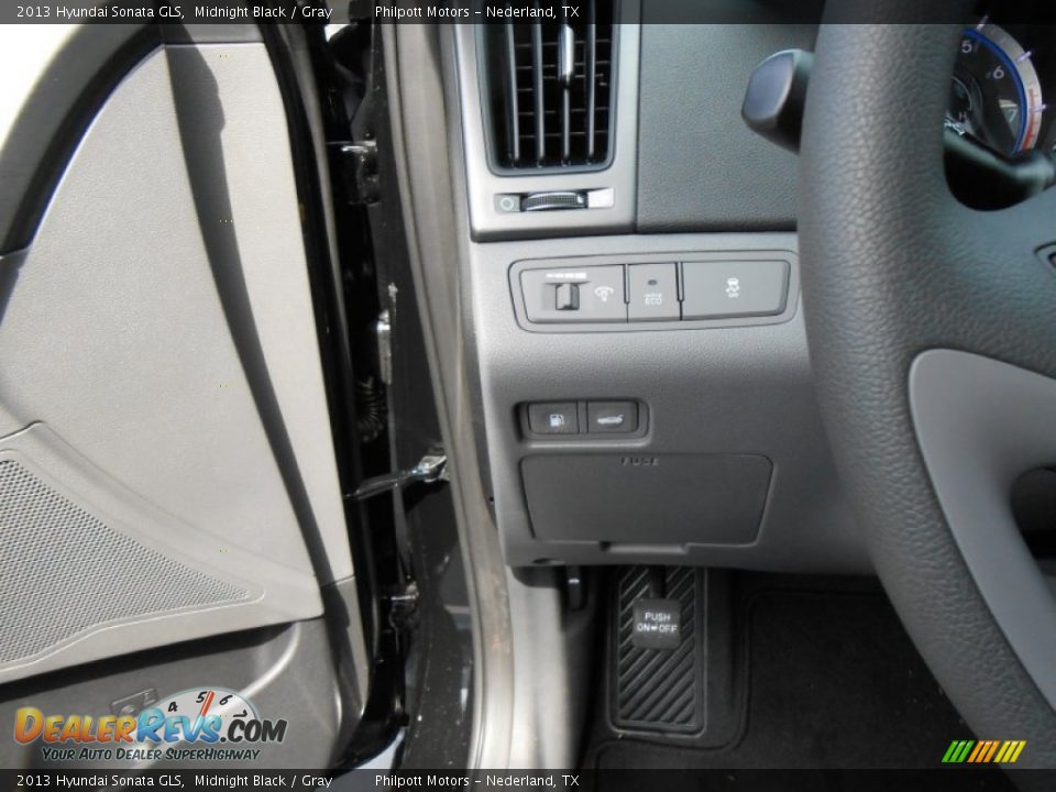 2013 Hyundai Sonata GLS Midnight Black / Gray Photo #34
