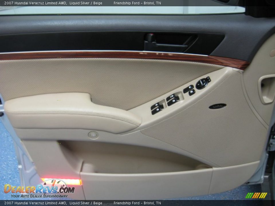 2007 Hyundai Veracruz Limited AWD Liquid Silver / Beige Photo #12