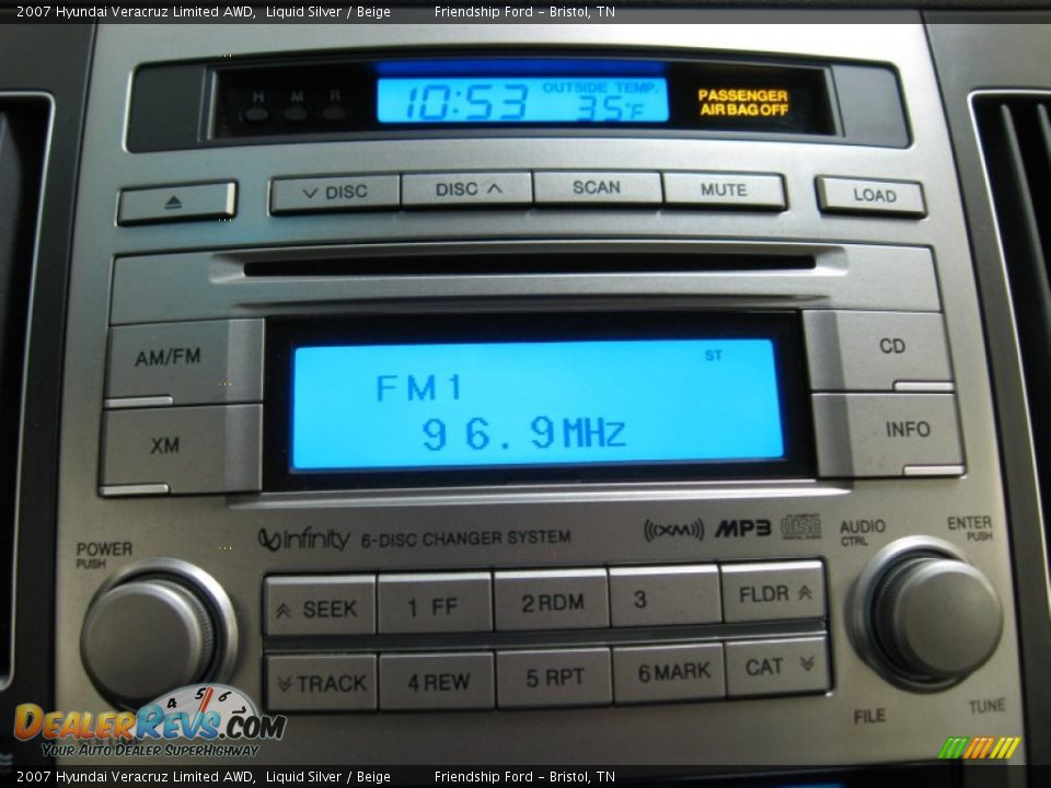 2007 Hyundai Veracruz Limited AWD Liquid Silver / Beige Photo #25