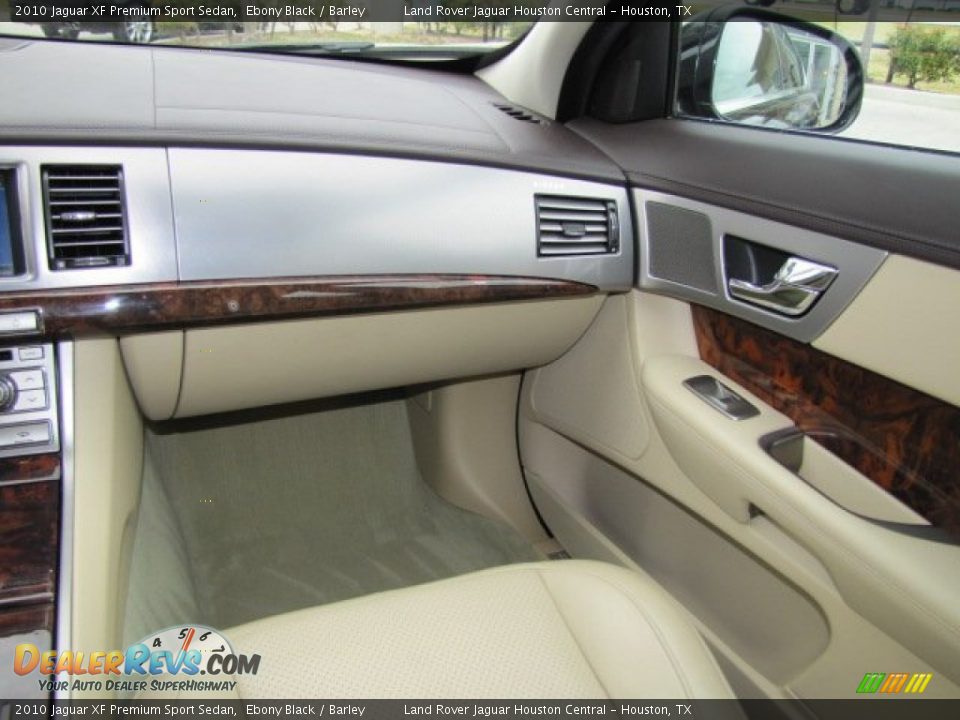 2010 Jaguar XF Premium Sport Sedan Ebony Black / Barley Photo #21