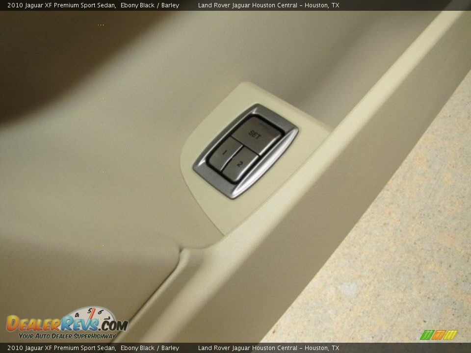 2010 Jaguar XF Premium Sport Sedan Ebony Black / Barley Photo #22