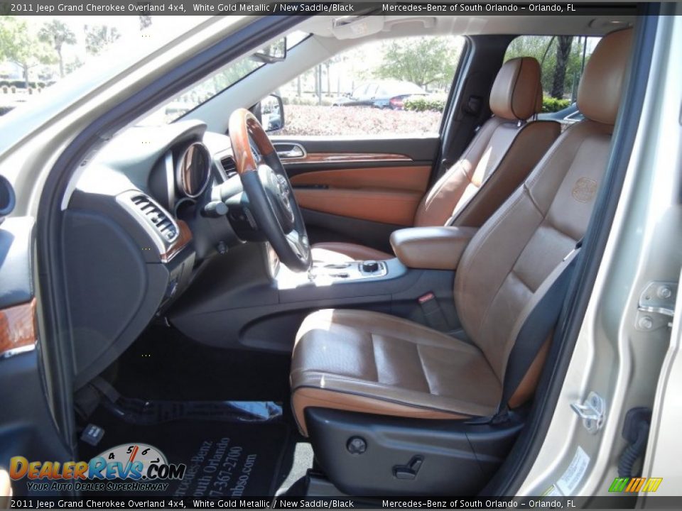 2011 Jeep Grand Cherokee Overland 4x4 White Gold Metallic / New Saddle/Black Photo #12