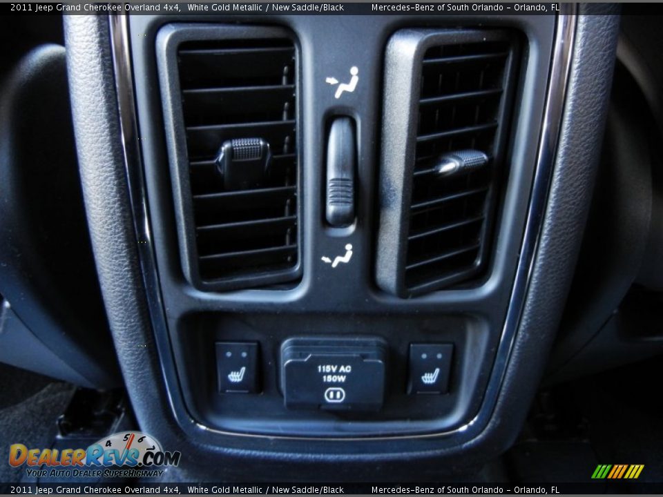 2011 Jeep Grand Cherokee Overland 4x4 White Gold Metallic / New Saddle/Black Photo #17