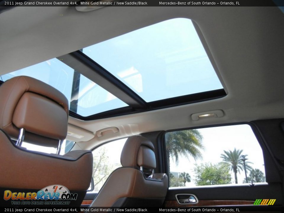 2011 Jeep Grand Cherokee Overland 4x4 White Gold Metallic / New Saddle/Black Photo #20