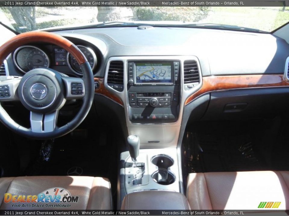 2011 Jeep Grand Cherokee Overland 4x4 White Gold Metallic / New Saddle/Black Photo #21