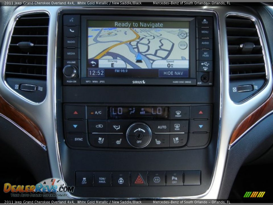 2011 Jeep Grand Cherokee Overland 4x4 White Gold Metallic / New Saddle/Black Photo #24