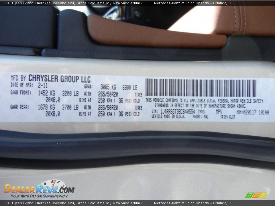 2011 Jeep Grand Cherokee Overland 4x4 White Gold Metallic / New Saddle/Black Photo #32