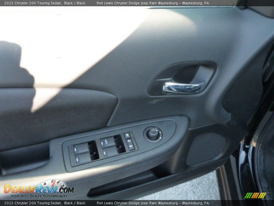 2013 Chrysler 200 Touring Sedan Black / Black Photo #14