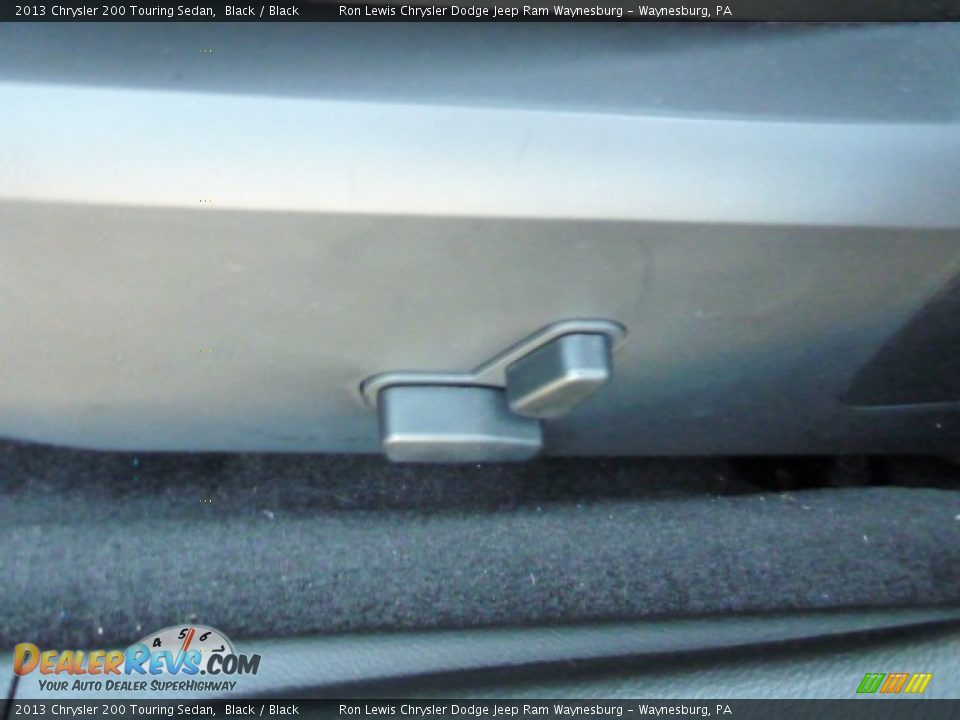 2013 Chrysler 200 Touring Sedan Black / Black Photo #15