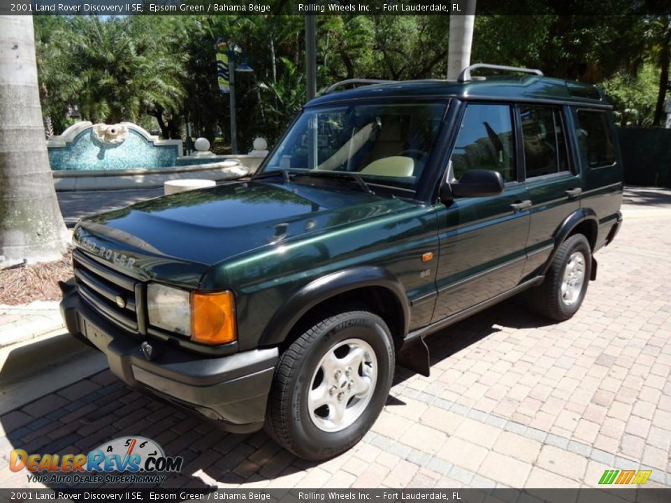 Front 3/4 View of 2001 Land Rover Discovery II SE Photo #5