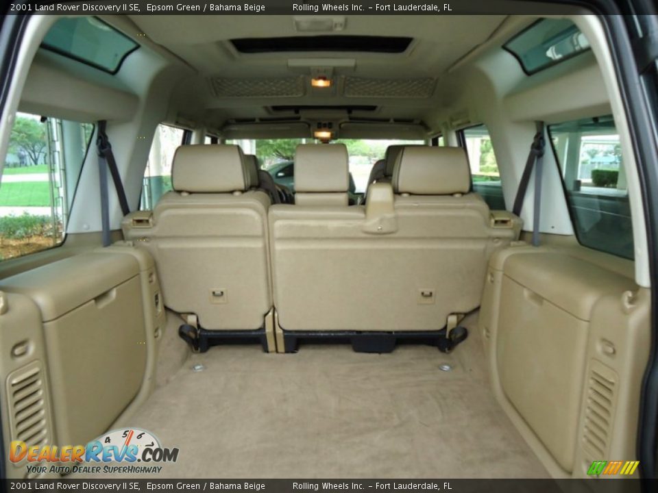 2001 Land Rover Discovery II SE Trunk Photo #12