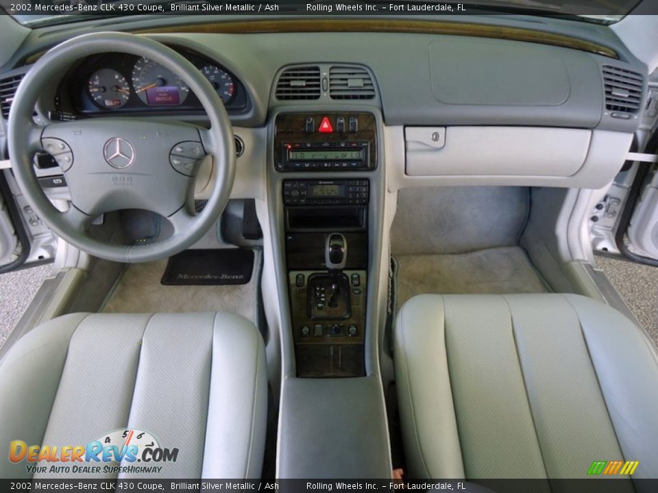 Dashboard of 2002 Mercedes-Benz CLK 430 Coupe Photo #6