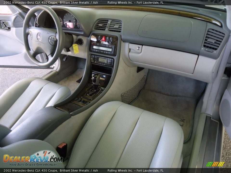 Dashboard of 2002 Mercedes-Benz CLK 430 Coupe Photo #14