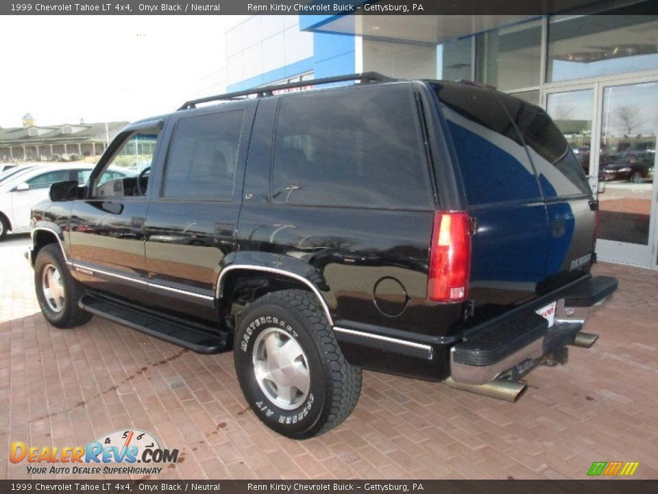 1999 Chevrolet Tahoe LT 4x4 Onyx Black / Neutral Photo #2