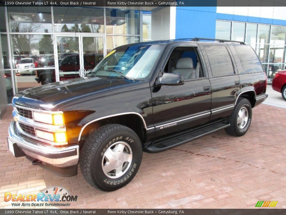 1999 Chevrolet Tahoe LT 4x4 Onyx Black / Neutral Photo #11