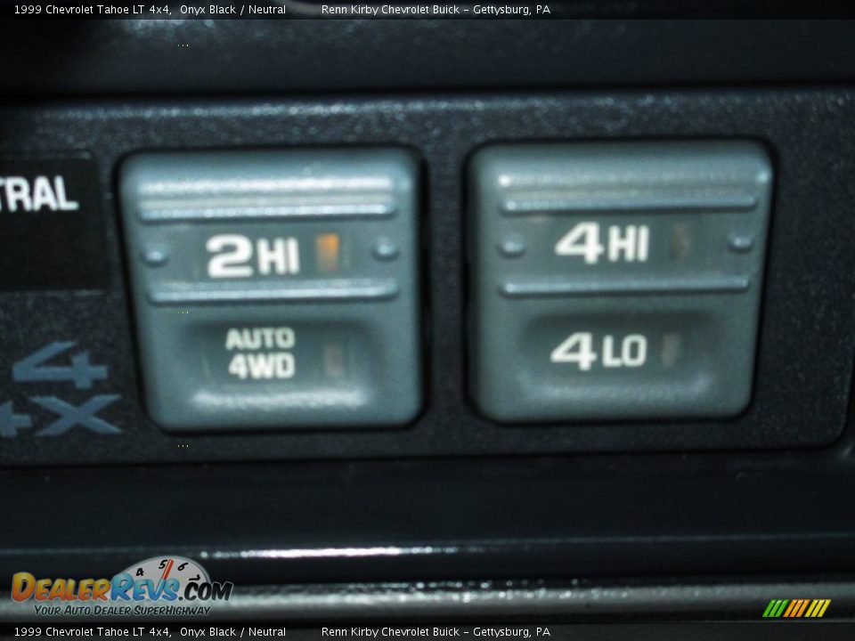 1999 Chevrolet Tahoe LT 4x4 Onyx Black / Neutral Photo #25