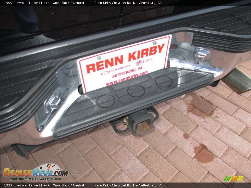 1999 Chevrolet Tahoe LT 4x4 Onyx Black / Neutral Photo #28