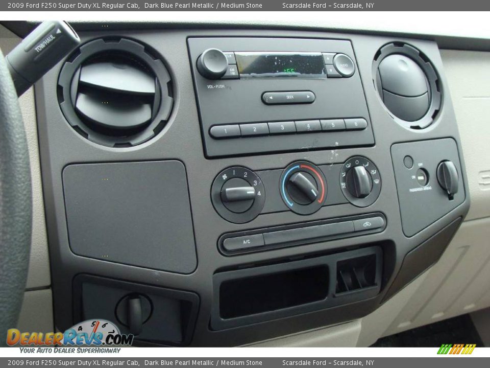 2009 Ford F250 Super Duty XL Regular Cab Dark Blue Pearl Metallic / Medium Stone Photo #16