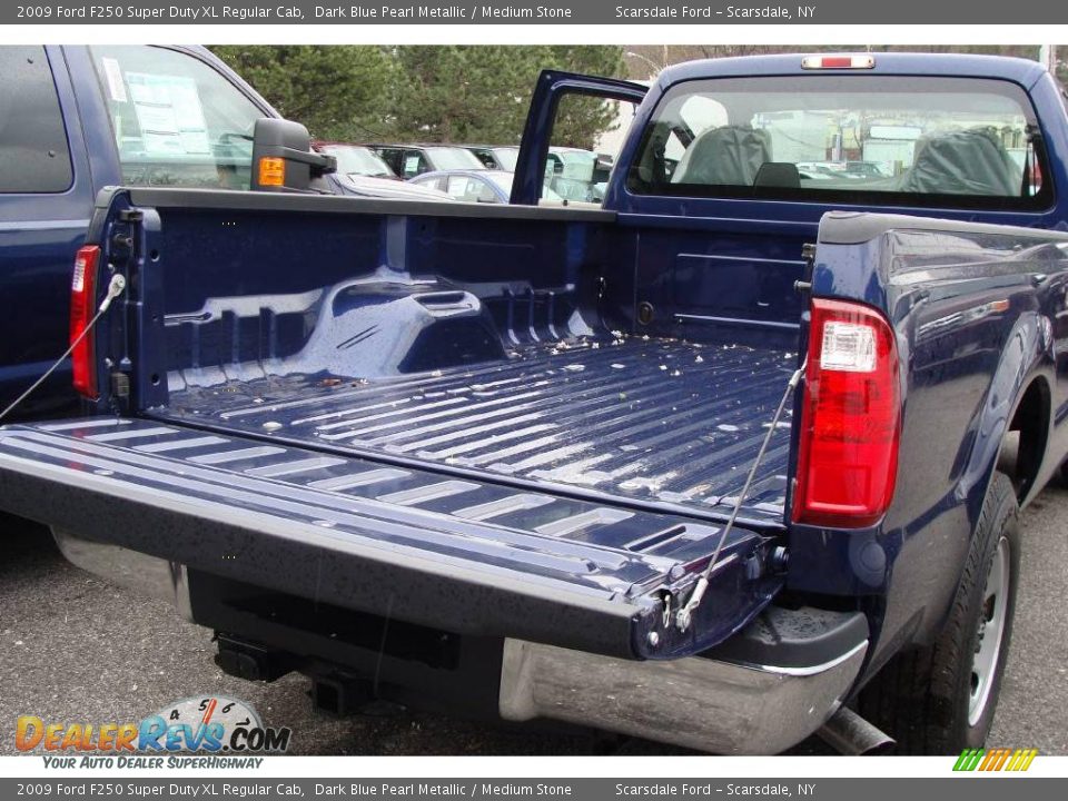 2009 Ford F250 Super Duty XL Regular Cab Dark Blue Pearl Metallic / Medium Stone Photo #19