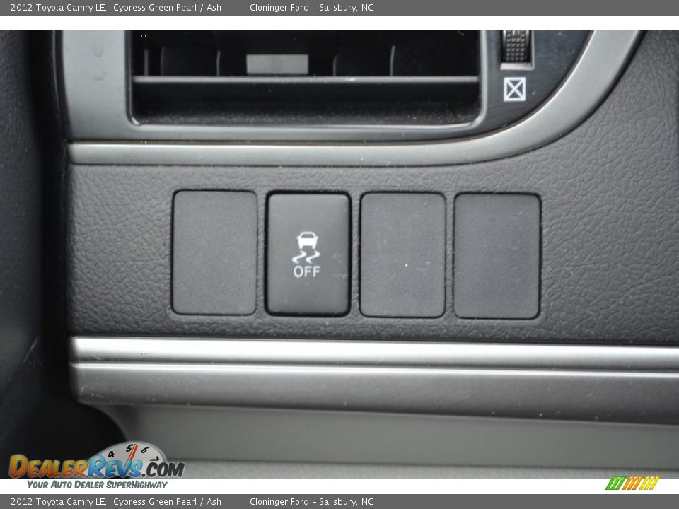 2012 Toyota Camry LE Cypress Green Pearl / Ash Photo #23