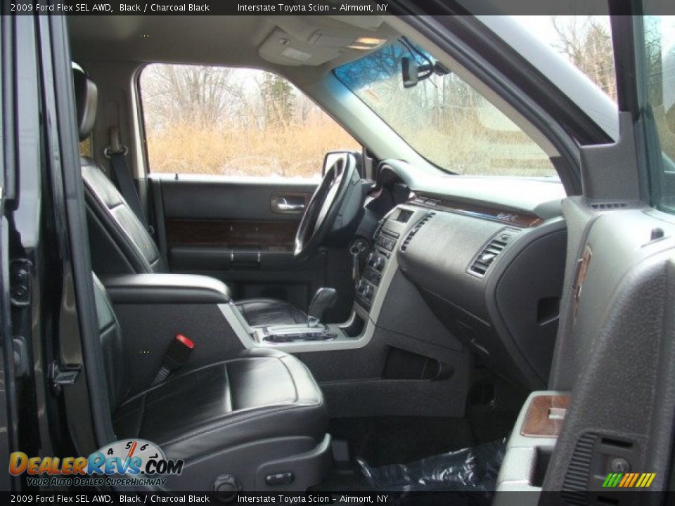 2009 Ford Flex SEL AWD Black / Charcoal Black Photo #22