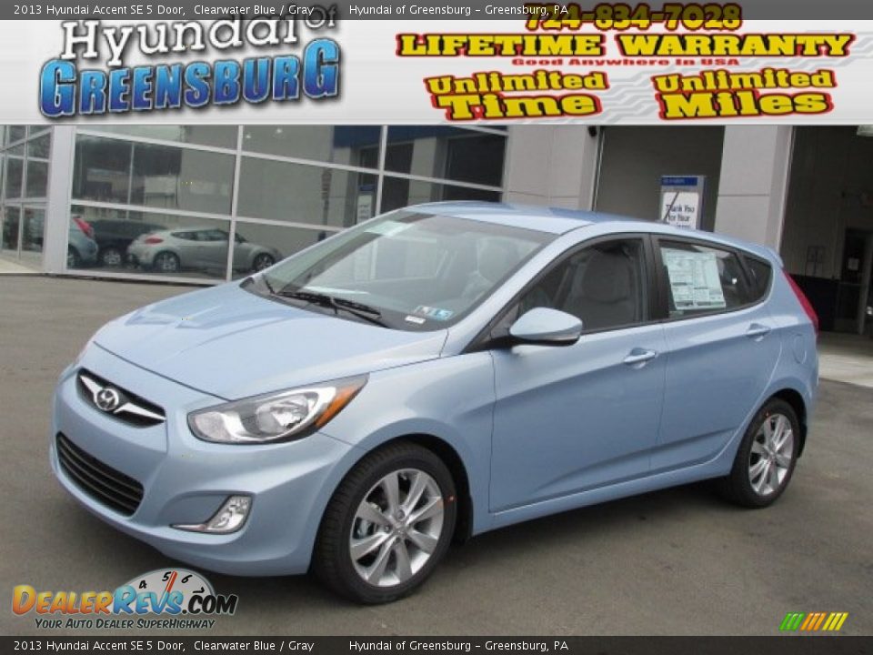 2013 Hyundai Accent SE 5 Door Clearwater Blue / Gray Photo #1