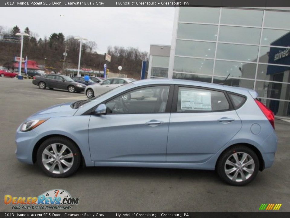 2013 Hyundai Accent SE 5 Door Clearwater Blue / Gray Photo #2