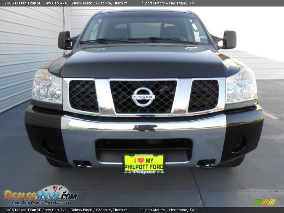 2006 Nissan Titan SE Crew Cab 4x4 Galaxy Black / Graphite/Titanium Photo #8