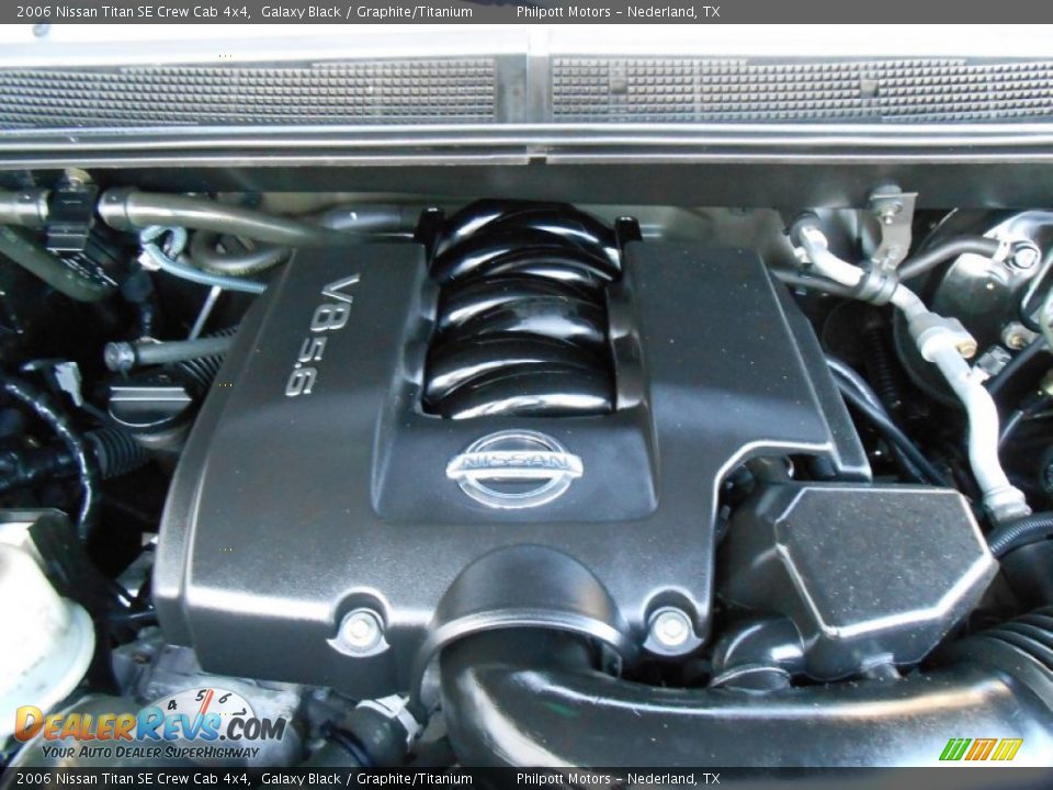 2006 Nissan Titan SE Crew Cab 4x4 Galaxy Black / Graphite/Titanium Photo #24