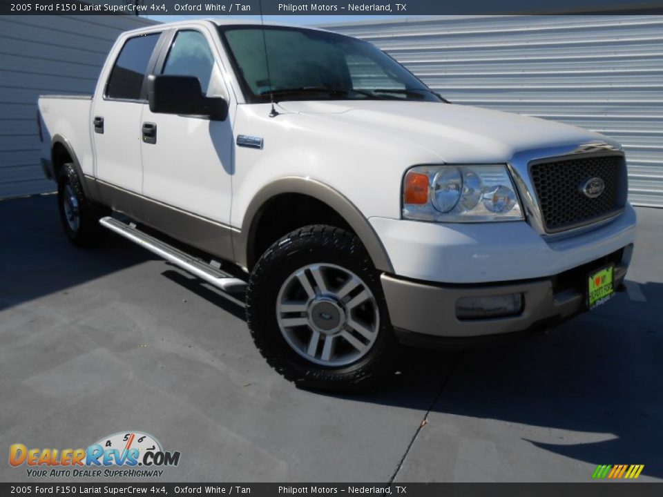 2005 Ford F150 Lariat SuperCrew 4x4 Oxford White / Tan Photo #1