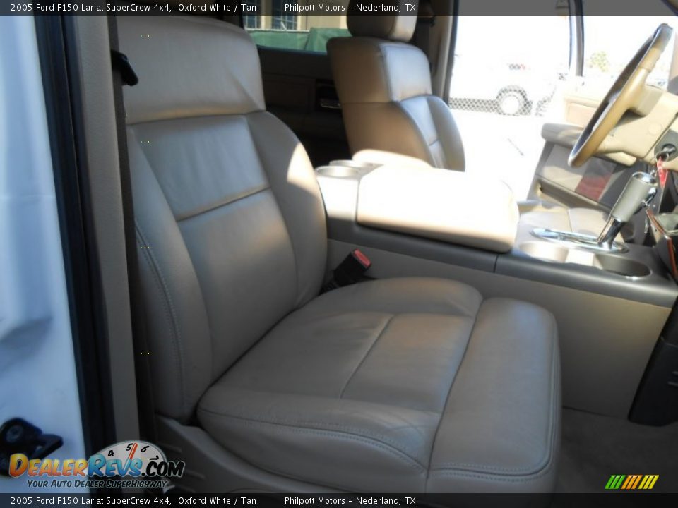 2005 Ford F150 Lariat SuperCrew 4x4 Oxford White / Tan Photo #23