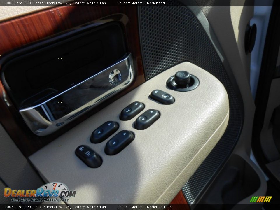 2005 Ford F150 Lariat SuperCrew 4x4 Oxford White / Tan Photo #30