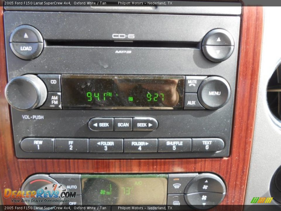 2005 Ford F150 Lariat SuperCrew 4x4 Oxford White / Tan Photo #35